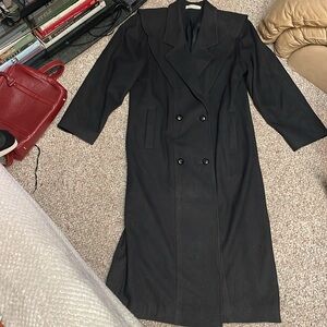 Vintage 80s Bulgaria made wool midi coat in excellent condition